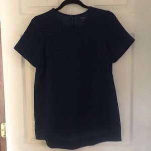 Short sleeve top